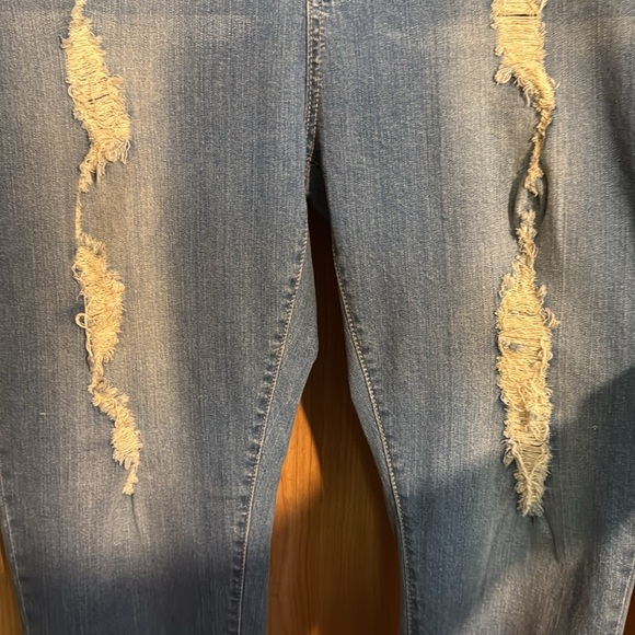 Lucky & blessed Distressed Jeans with Colorful embroidered hem plus size 24 - Picture 5 of 8